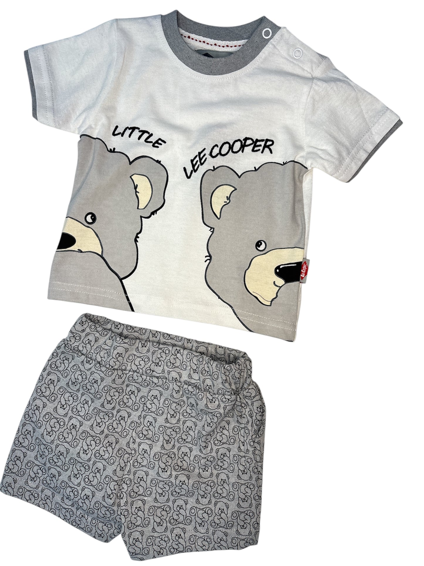 Ensemble ours lee cooper